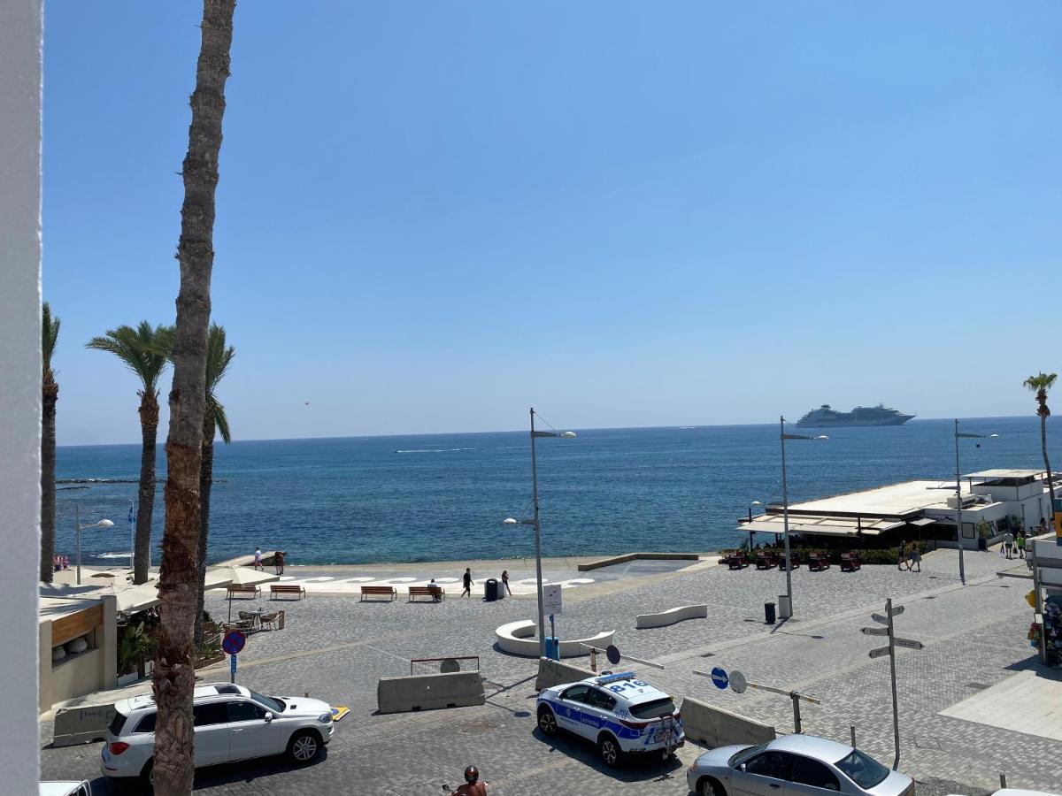 Sea La Vie #1 - Luxury Seaview Apartment Paphos Exterior photo